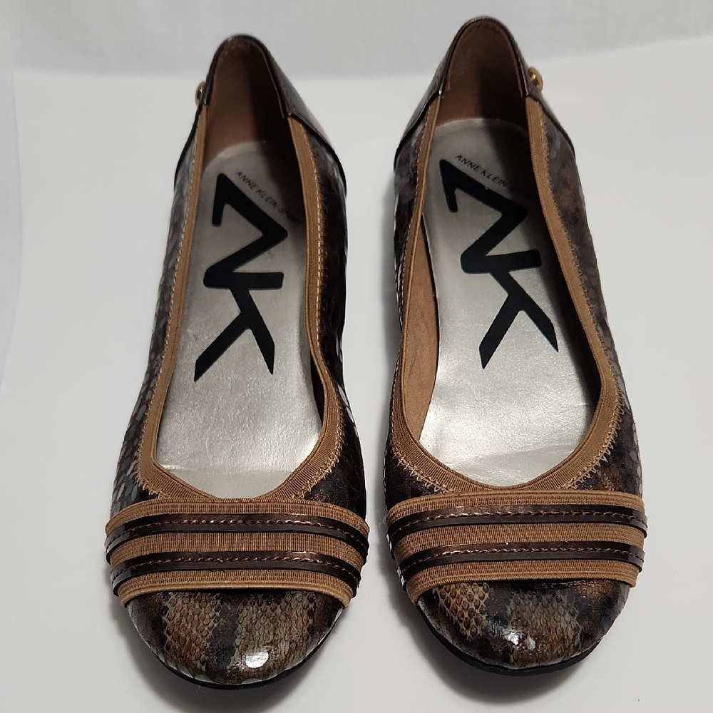 Anne Klein Sport Akatwork Snakeskin Pattern Flats Brown Size 6.5M